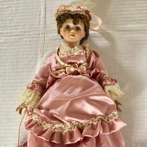 Vintage Victorian The San Francisco Music Box Co. Porcelain Doll - Picture 1 of 9